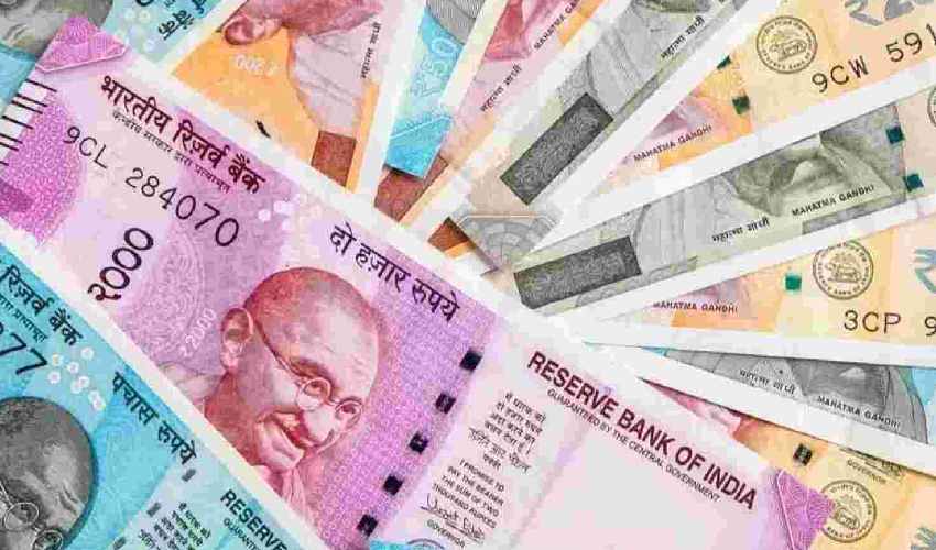 Fake Currency : హైదరాబాద్ లో రూ.2 కోట్ల నకిలీ నోట్లు స్వాధీనం Fake Currency : హైదరాబాద్ లో రూ.2 కోట్ల నకిలీ నోట్లు స్వాధీనం