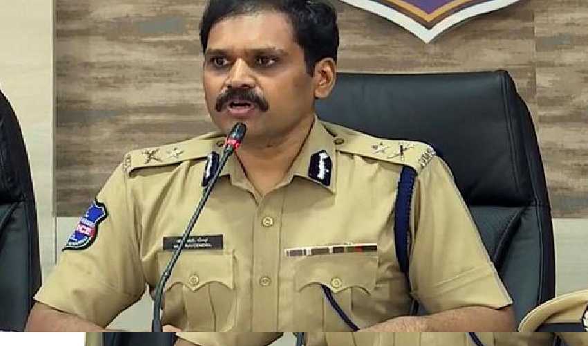 Cyberabad Police : ఇళ్లలో చోరీలకు పాల్పడుతున్న అంతర్రాష్ట్ర దొంగల ముఠా అరెస్ట్ Cyberabad Police : ఇళ్లలో చోరీలకు పాల్పడుతున్న అంతర్రాష్ట్ర దొంగల ముఠా అరెస్ట్