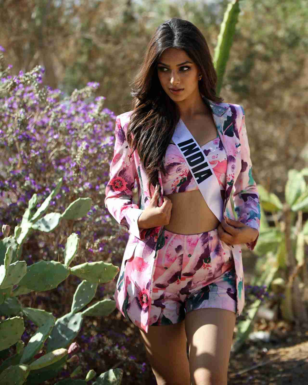 Harnaz Kaur 6