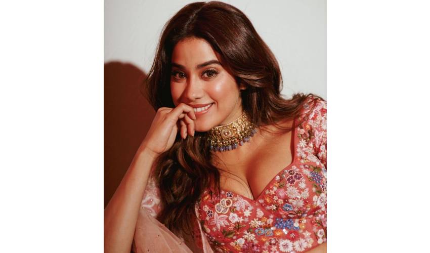 Janhvi Kapoor (12)