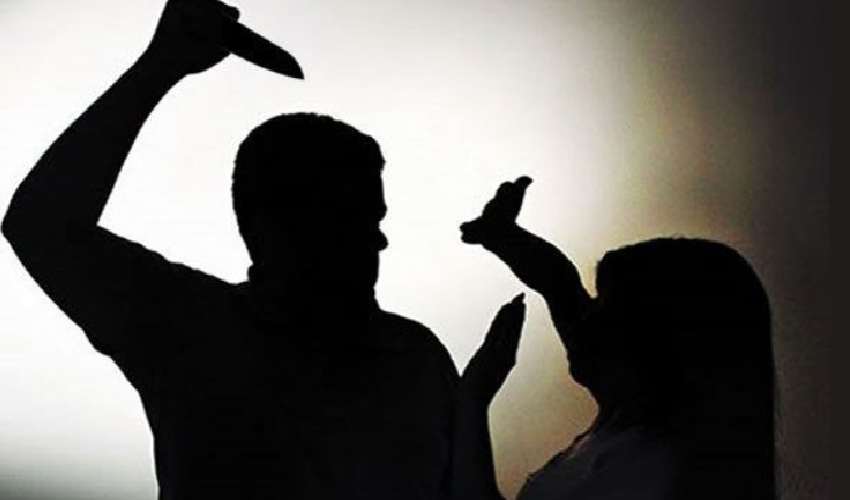 Man Attack Ex Girl Friend In Hyderabad