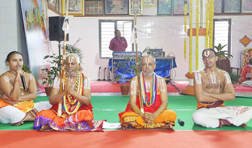 Tiruppavai : తిరుమల శ్రీశ్రీశ్రీ పెద్దజీయర్ స్వామి మఠంలో తిరుప్పావై Tiruppavai : తిరుమల శ్రీశ్రీశ్రీ పెద్దజీయర్ స్వామి మఠంలో తిరుప్పావై