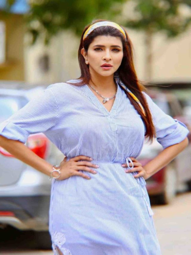 >కొత్త కొత్త విద్యలు నేర్చుకుంటున్న మంచు లక్ష్మి