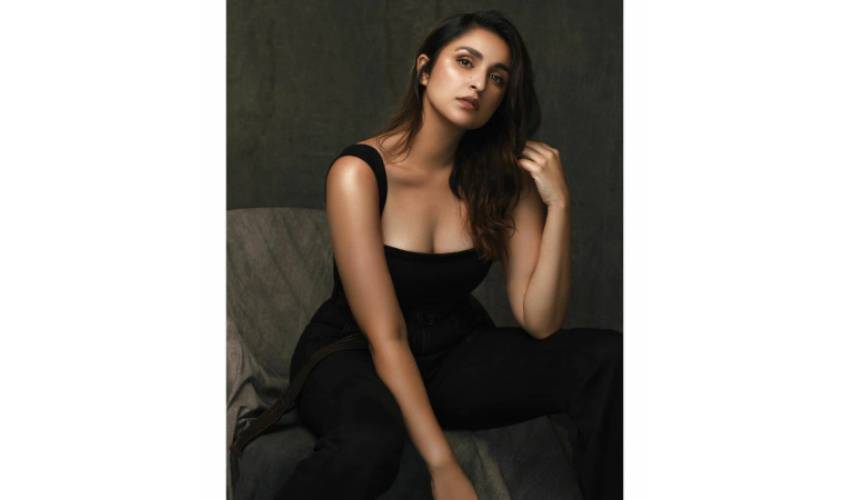 Parineeti Chopra (13)