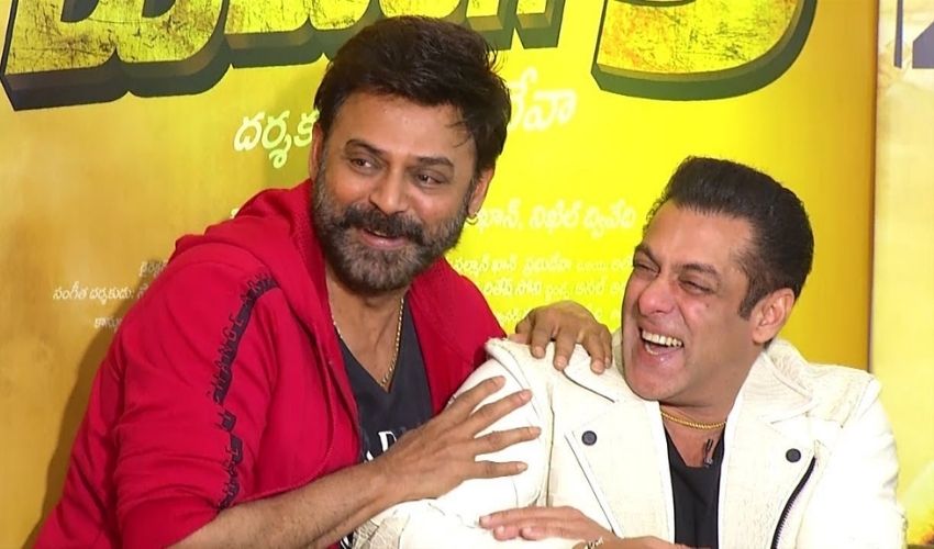 Venkatesh: పాతికేళ్ల తర్వాత బాలీవుడ్లోకి వెంకీ.. సల్లుభాయ్తో రీ ఎంట్రీ! Venkatesh: పాతికేళ్ల తర్వాత బాలీవుడ్లోకి వెంకీ.. సల్లుభాయ్తో రీ ఎంట్రీ!