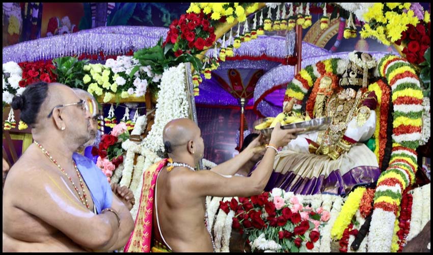 Tiruchanur : పద్మావతి అమ్మవారి కార్తీక బ్రహ్మోత్సవాలు..ఐదో రోజు Tiruchanur : పద్మావతి అమ్మవారి కార్తీక బ్రహ్మోత్సవాలు..ఐదో రోజు