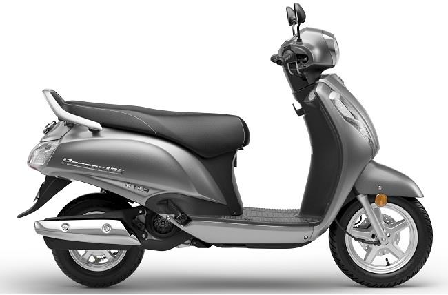Bike Information: సరికొత్త రంగుల్లో సుజుకి యాక్సిస్, బర్గ్మాన్ స్కూటర్లు Bike Information: సరికొత్త రంగుల్లో సుజుకి యాక్సిస్, బర్గ్మాన్ స్కూటర్లు