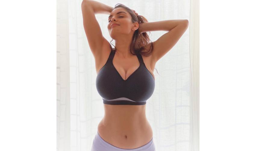 Anveshi Jain Instagram (12)