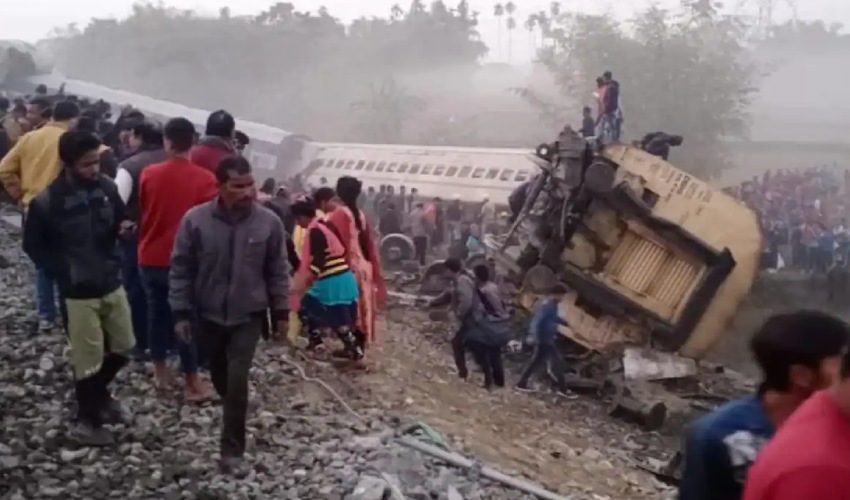 Guwahati Bikaner Express Guwahati Bikaner Express Derails In Bengal, Railways Says 12 Coaches Affected