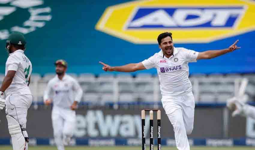 Ind Vs SA : నిప్పులు చెరిగిన శార్దూల్ ఠాకూర్.. సౌతాఫ్రికా 229 ఆలౌట్ Ind Vs SA : నిప్పులు చెరిగిన శార్దూల్ ఠాకూర్.. సౌతాఫ్రికా 229 ఆలౌట్