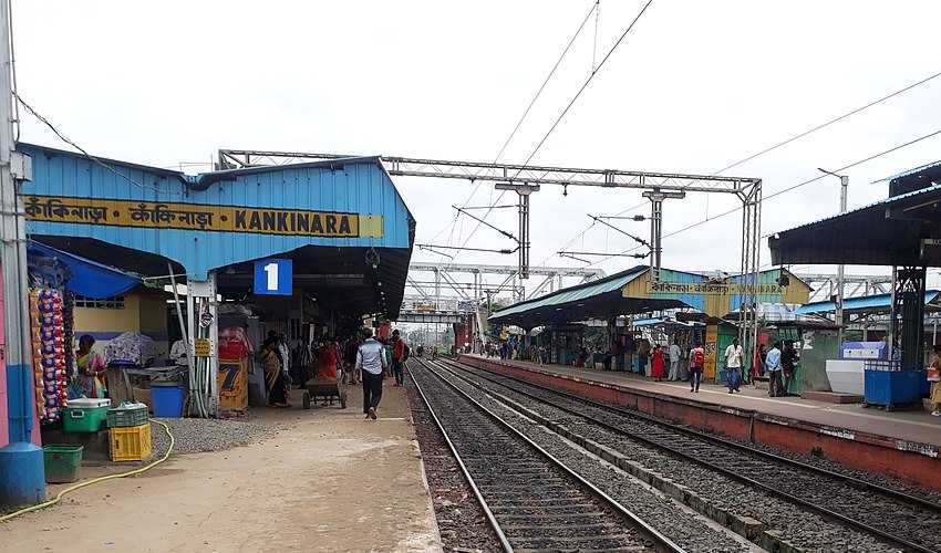 Sankranti Special Trains: తెలుగు రాష్ట్రాల్లో సంక్రాంతికి ప్రత్యేక రైళ్లు Sankranti Special Trains: తెలుగు రాష్ట్రాల్లో సంక్రాంతికి ప్రత్యేక రైళ్లు