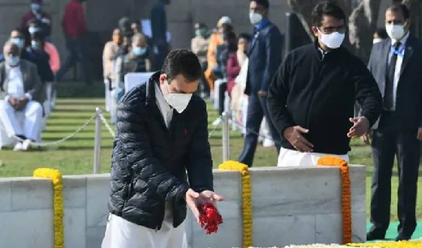 Gandhi Ji Death Anniversary: ఒక హిందుత్వవాది గాంధీజీని కాల్చిచంపాడు -రాహుల్ గాంధీ Gandhi Ji Death Anniversary: ఒక హిందుత్వవాది గాంధీజీని కాల్చిచంపాడు -రాహుల్ గాంధీ