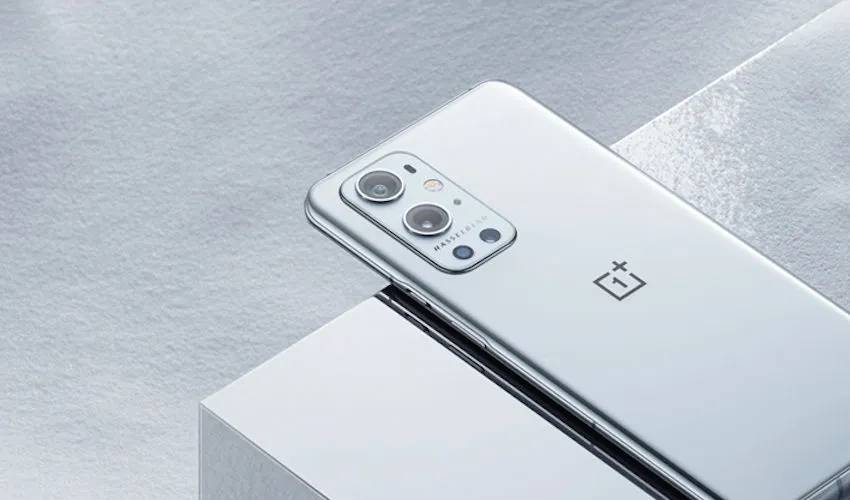 New Year Amazon Deal: రూ.65వేల OnePlus 9Pro 5G ఫోన్ 30వేలకే! New Year Amazon Deal: రూ.65వేల OnePlus 9Pro 5G ఫోన్ 30వేలకే!
