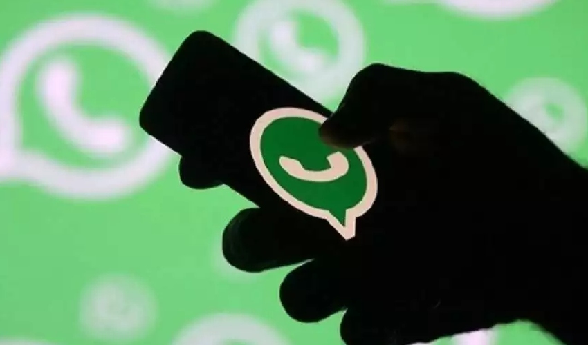 Whatsapp Rolling Out New Global Voice Note Player On Ios Beta