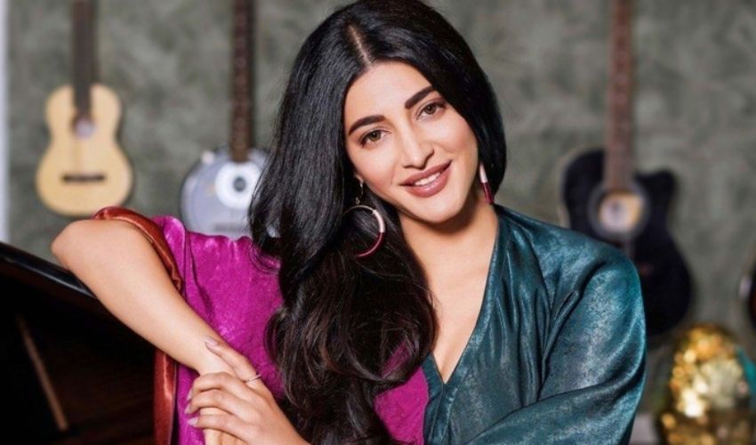 Shruthi Hassan : మళ్ళీ తెలుగులో బిజీ అవుతున్న శృతిహాసన్ Shruthi Hassan : మళ్ళీ తెలుగులో బిజీ అవుతున్న శృతిహాసన్