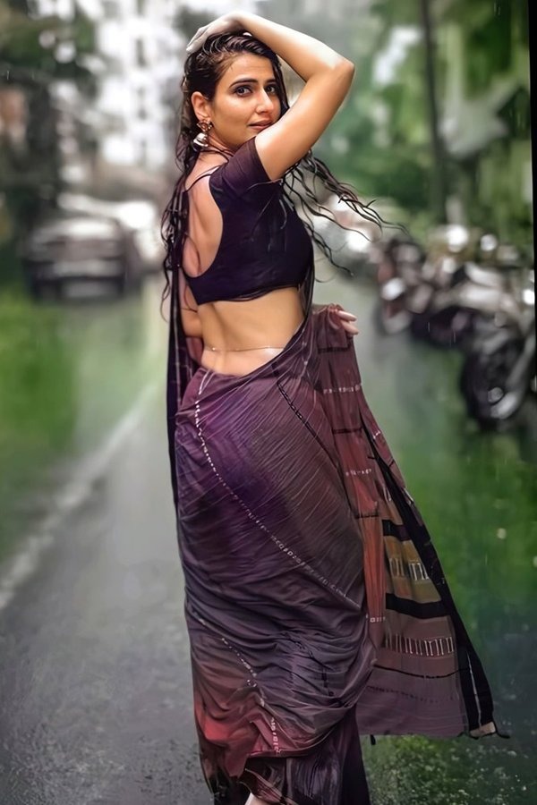 Fatima Sana Shaikh18 11zon