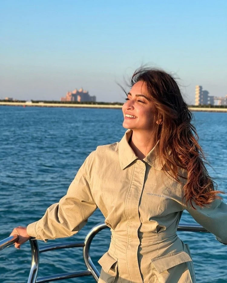 Kriti Kharbanda5 11zon