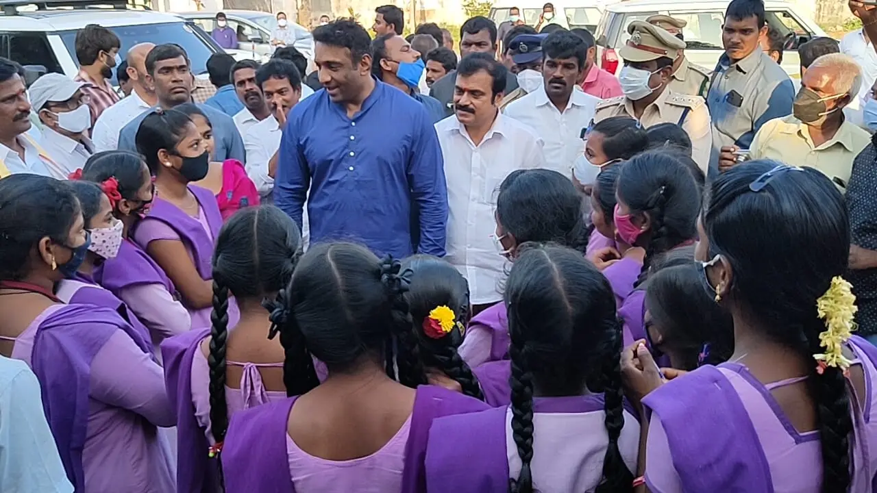 Mekapati Gautham Reddy (1)