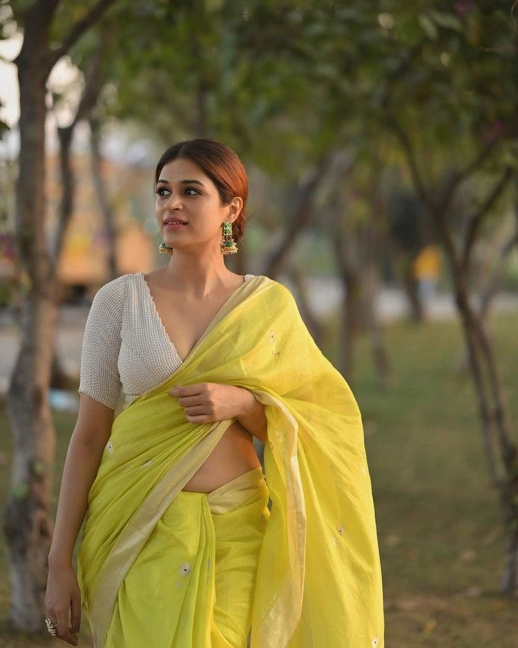 Shraddha Das5 11zon