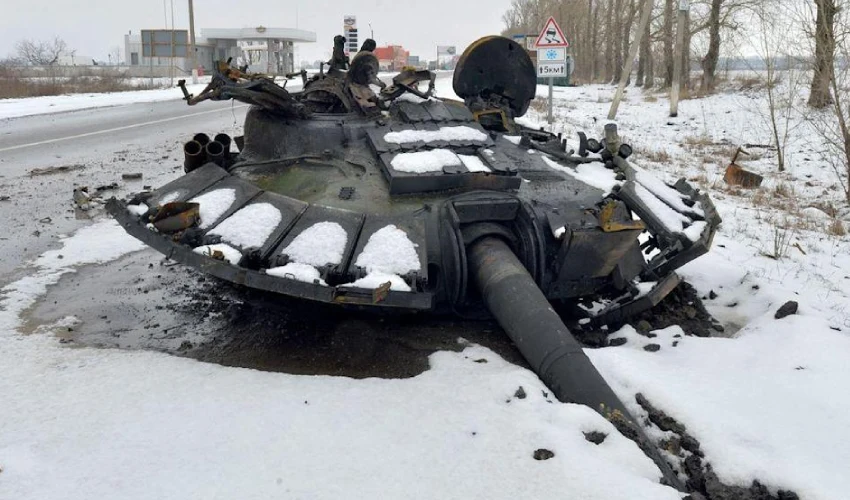 Ukraine Company Removing Road Signs To Confuse Russian Troops