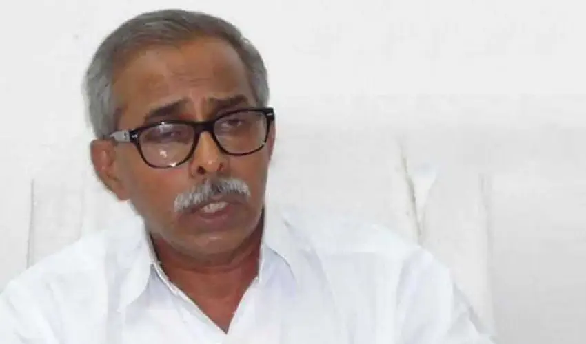 YS Viveka Case: వివేకా హత్య కేసులో ట్విస్ట్.. నిందితుడి భార్య తులసమ్మ పిటిషన్! YS Viveka Case: వివేకా హత్య కేసులో ట్విస్ట్.. నిందితుడి భార్య తులసమ్మ పిటిషన్!