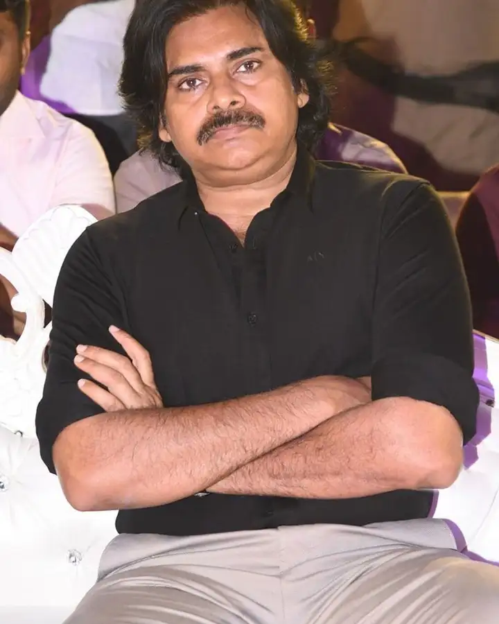 Pawan Kalyan @Bheemla Nayak Pre Release Event 