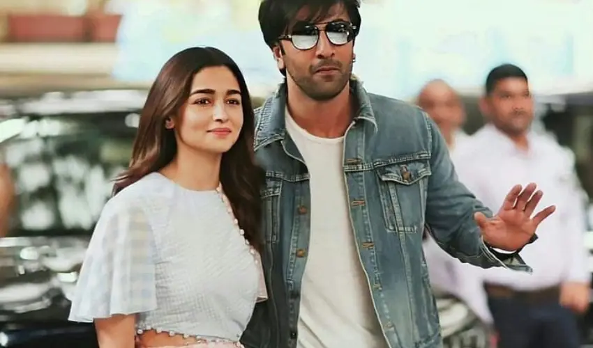 Aliya Bhatt : రణ్బీర్తో మానసికంగా నాకు ఎప్పుడో పెళ్లి అయిపోయింది Aliya Bhatt : రణ్బీర్తో మానసికంగా నాకు ఎప్పుడో పెళ్లి అయిపోయింది