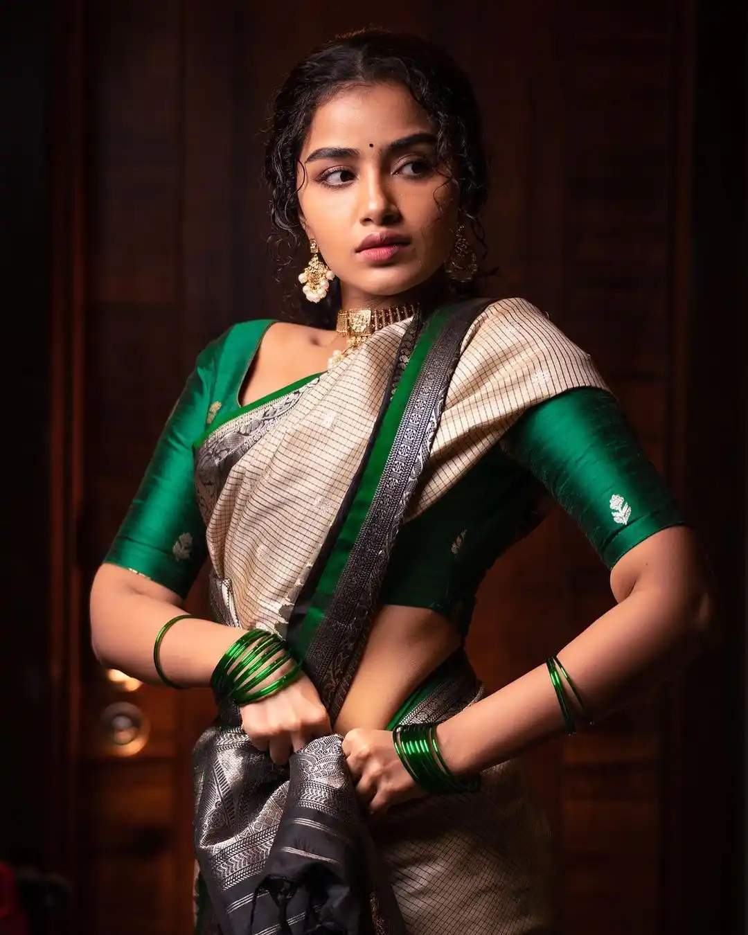 Anupama Parameswaran 4