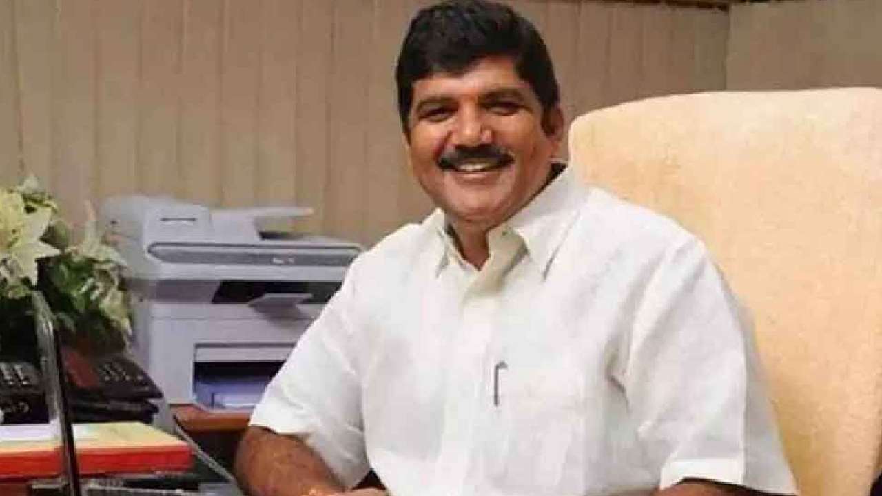 Sangam Dairy : సంగం డైరీ చైర్మనే ట్రస్ట్ వ్యవహారాలు చూసుకుంటారు-ధూళిపాళ నరేంద్ర Sangam Dairy : సంగం డైరీ చైర్మనే ట్రస్ట్ వ్యవహారాలు చూసుకుంటారు-ధూళిపాళ నరేంద్ర