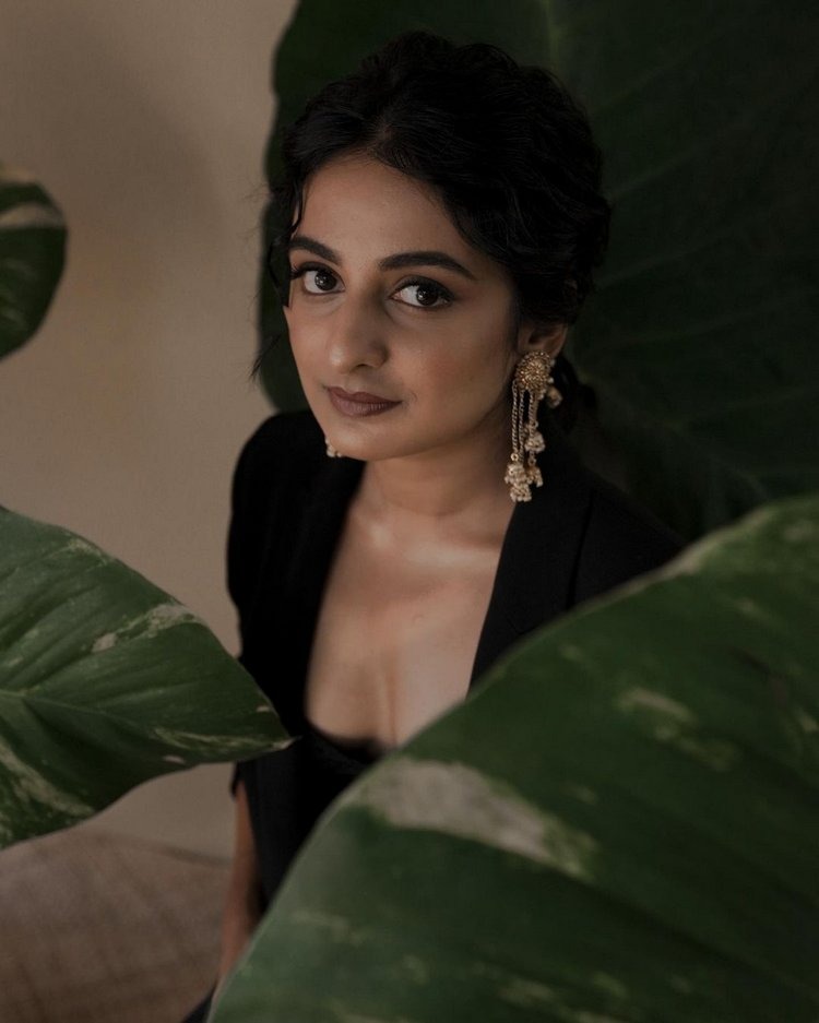 Esther Anil2