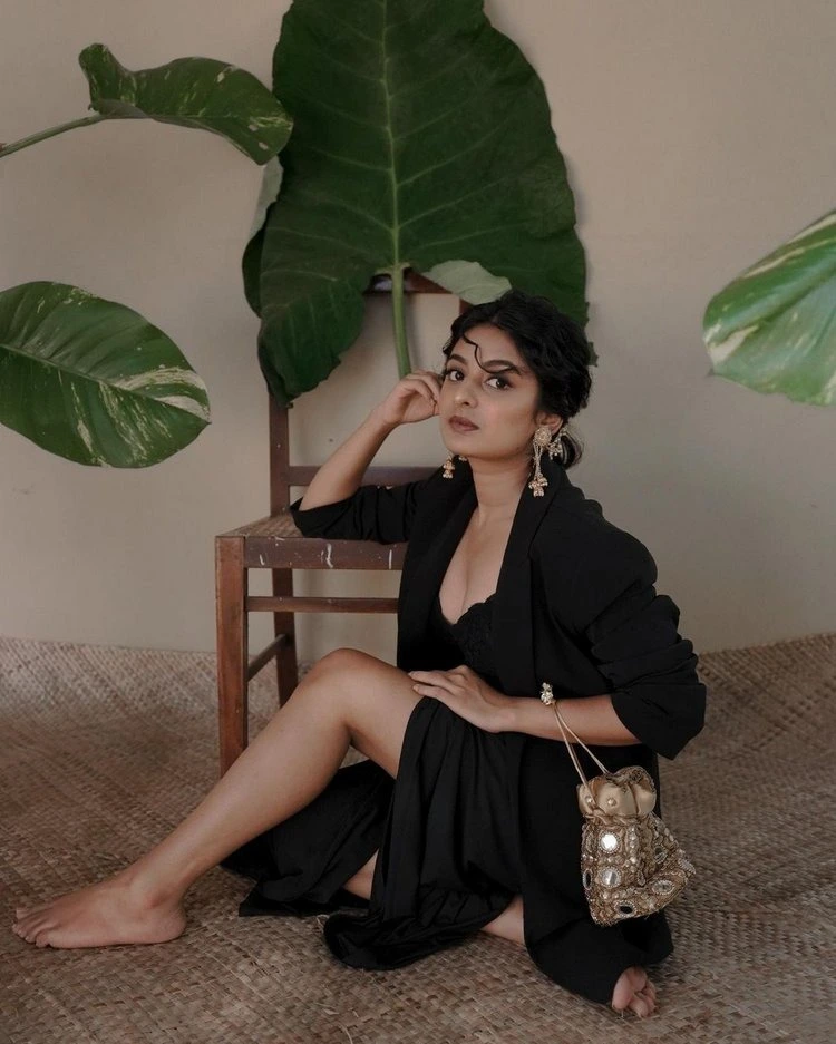 Esther Anil6