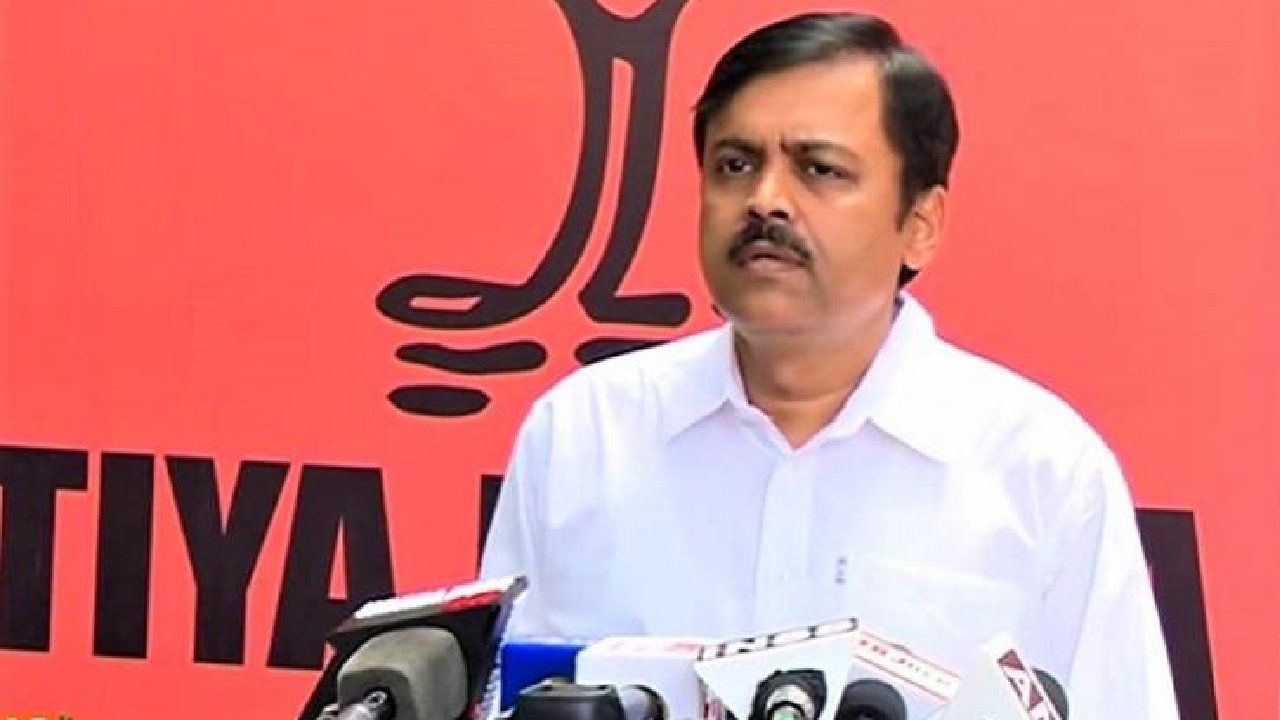 Visakha Metro rail: 2017 తరువాత విశాఖలో మెట్రో రైలు ప్రతిపాదనేది ఏపీ ప్రభుత్వం నుంచి రాలేదన్న కేంద్రం Visakha Metro rail: 2017 తరువాత విశాఖలో మెట్రో రైలు ప్రతిపాదనేది ఏపీ ప్రభుత్వం నుంచి రాలేదన్న కేంద్రం