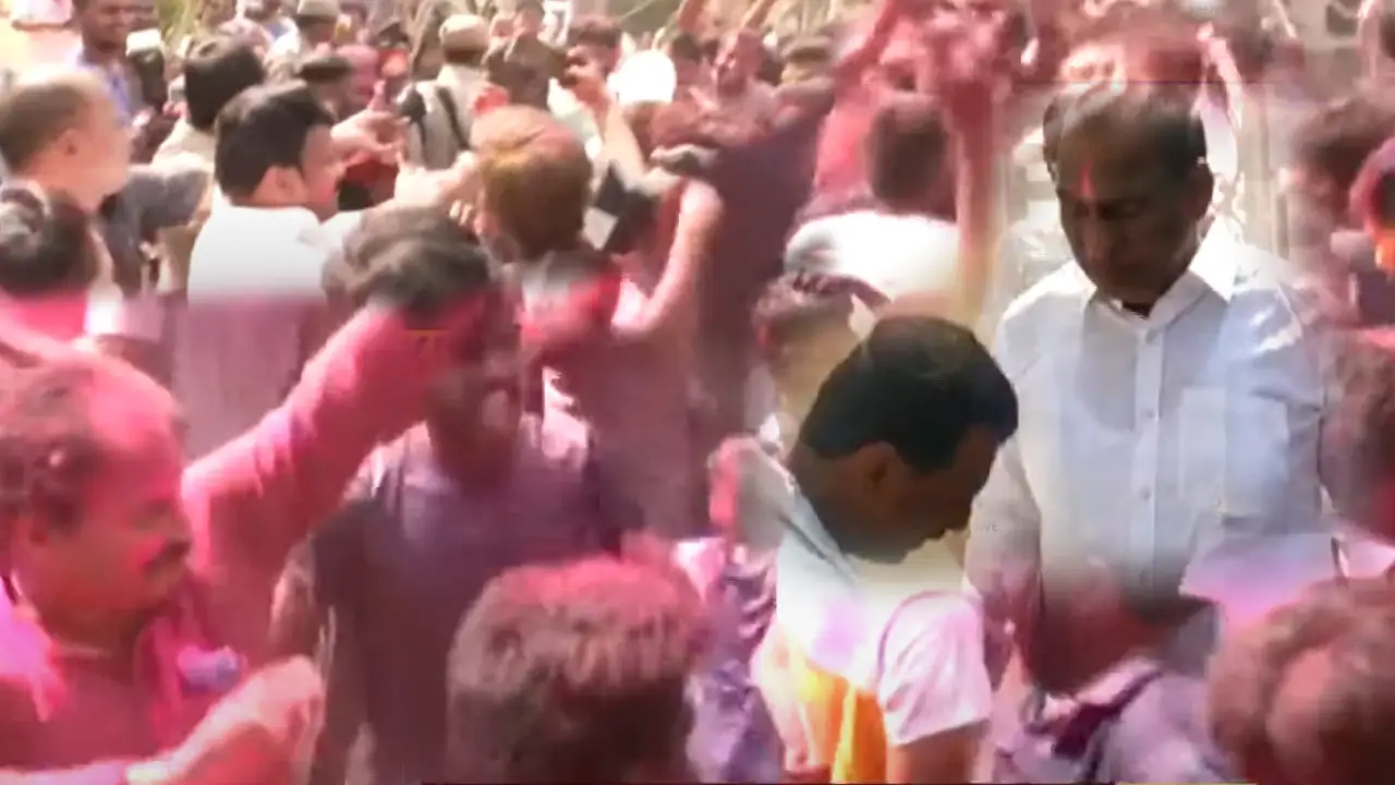 Holi