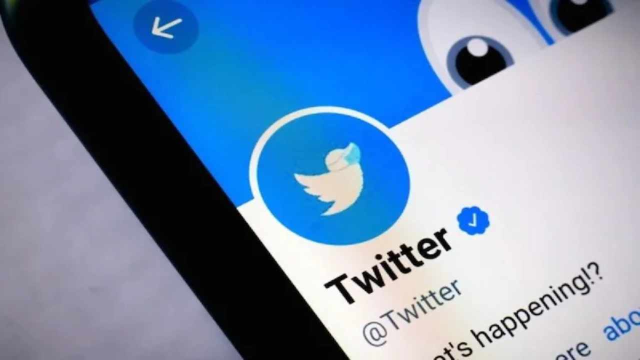 Twitter: ట్వీట్లో అక్షరాల పరిమితిని 280 నుంచి 2,500కు పెంచుతున్న ట్విటర్ Twitter: ట్వీట్లో అక్షరాల పరిమితిని 280 నుంచి 2,500కు పెంచుతున్న ట్విటర్