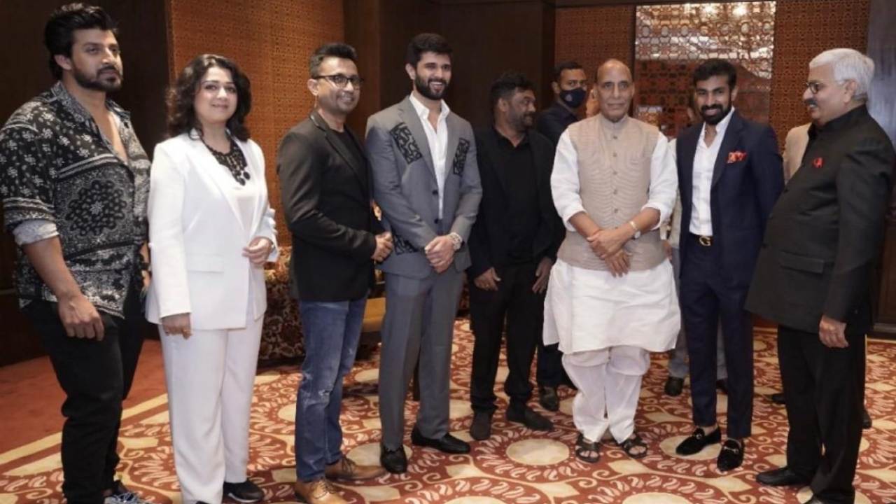 JGM: డిఫెన్స్ మినిస్టర్తో JGM టీమ్! JGM: డిఫెన్స్ మినిస్టర్తో JGM టీమ్!