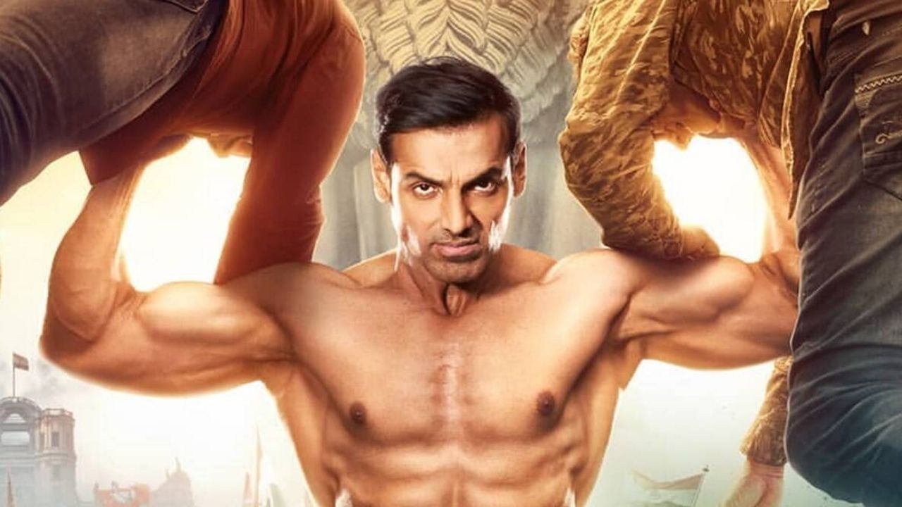 John Abraham: మీ సినిమాలు అతిగా ఉంటున్నాయ్ సార్.. రిపోర్టర్లపై హీరో సెటైర్లు! John Abraham: మీ సినిమాలు అతిగా ఉంటున్నాయ్ సార్.. రిపోర్టర్లపై హీరో సెటైర్లు!