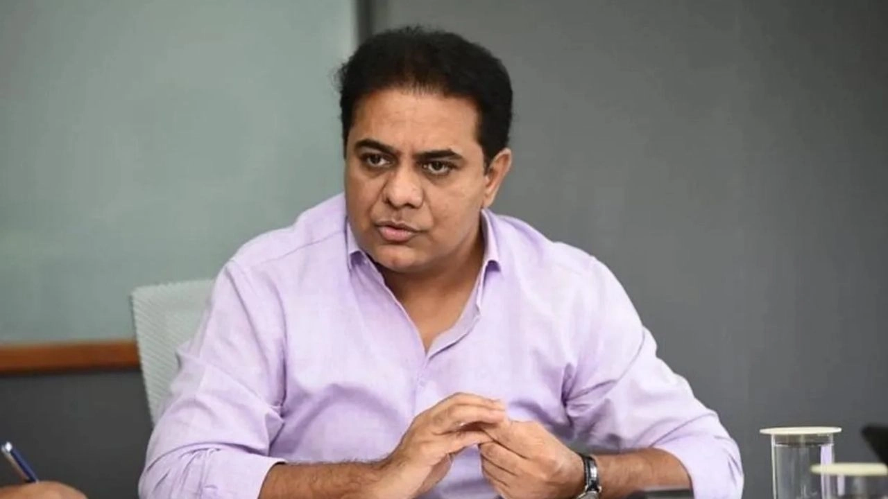 Minister KTR : ప్రిపరేషన్ పై శ్రద్ధ పెట్టాలని విద్యార్థులకు మంత్రి కేటీఆర్ సూచన Minister KTR : ప్రిపరేషన్ పై శ్రద్ధ పెట్టాలని విద్యార్థులకు మంత్రి కేటీఆర్ సూచన