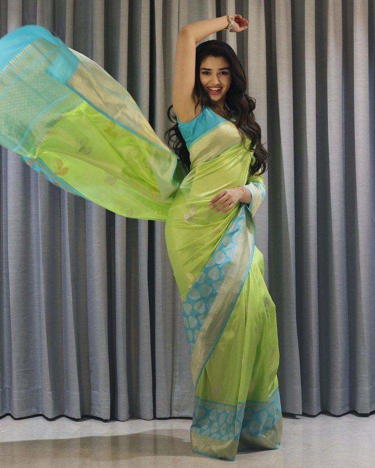Krithi Shetty4