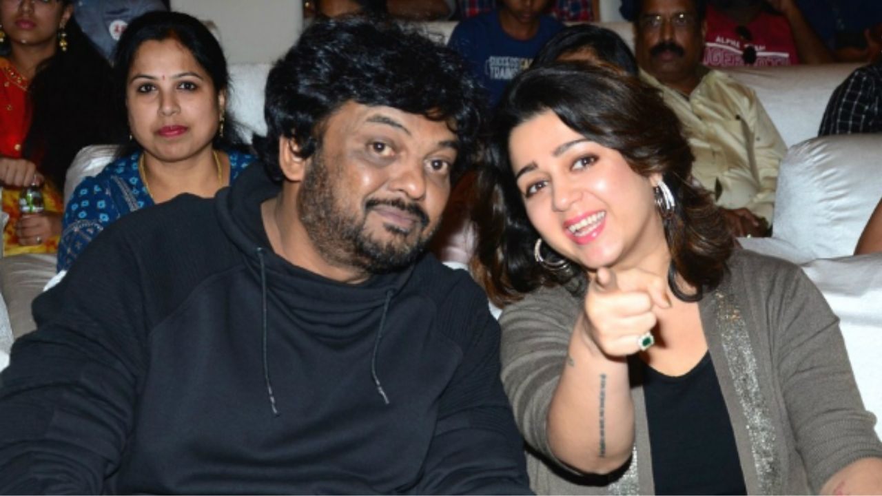 Liger Team: పూరీ-చార్మీ.. ఎక్కడ చూసినా ఈ జంట హడావుడే! Liger Team: పూరీ-చార్మీ.. ఎక్కడ చూసినా ఈ జంట హడావుడే!