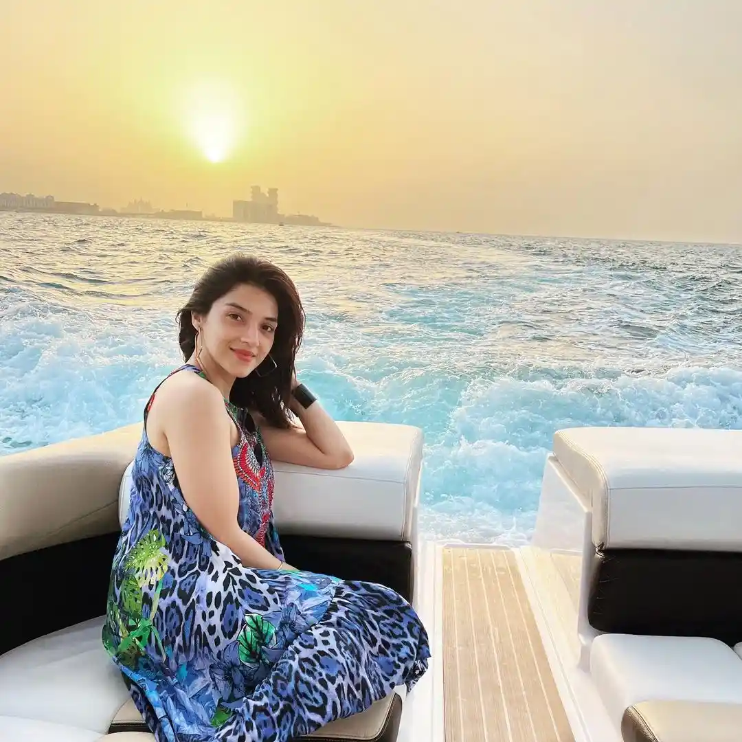 Mehreen Pirzadaa enjoying Vacation in Dubai 