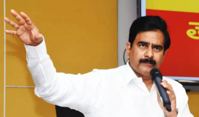 Devineni Uma : రివర్స్ డ్రామాలాడకుండా ఉంటే పోలవరం ఎప్పుడో పూర్తయ్యేది-దేవినేని ఉమ Devineni Uma : రివర్స్ డ్రామాలాడకుండా ఉంటే పోలవరం ఎప్పుడో పూర్తయ్యేది-దేవినేని ఉమ