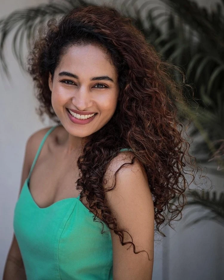 Pooja Ramachandran9