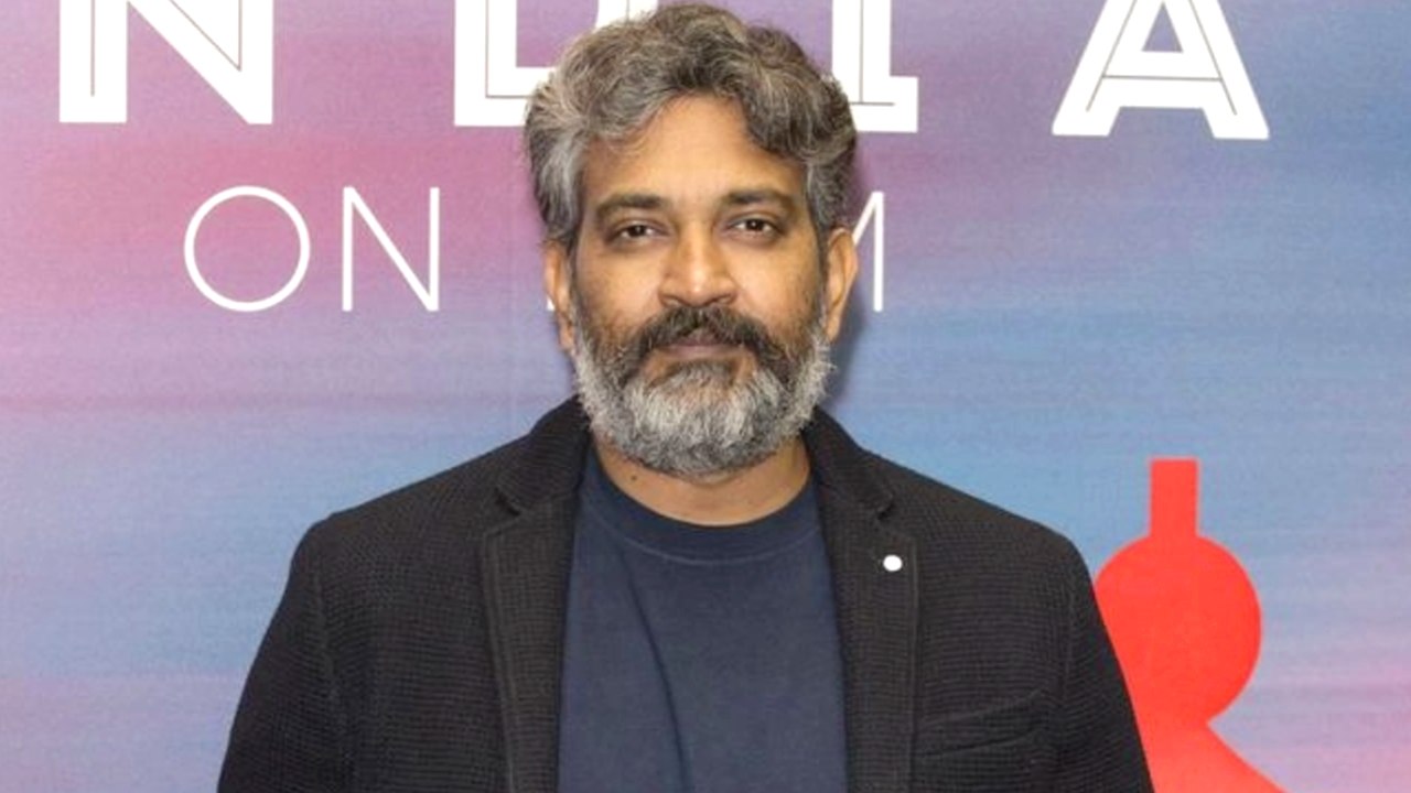 Rajamouli: జక్కన్నతో ఐకాన్ స్టార్ మూవీ..? Rajamouli: జక్కన్నతో ఐకాన్ స్టార్ మూవీ..?
