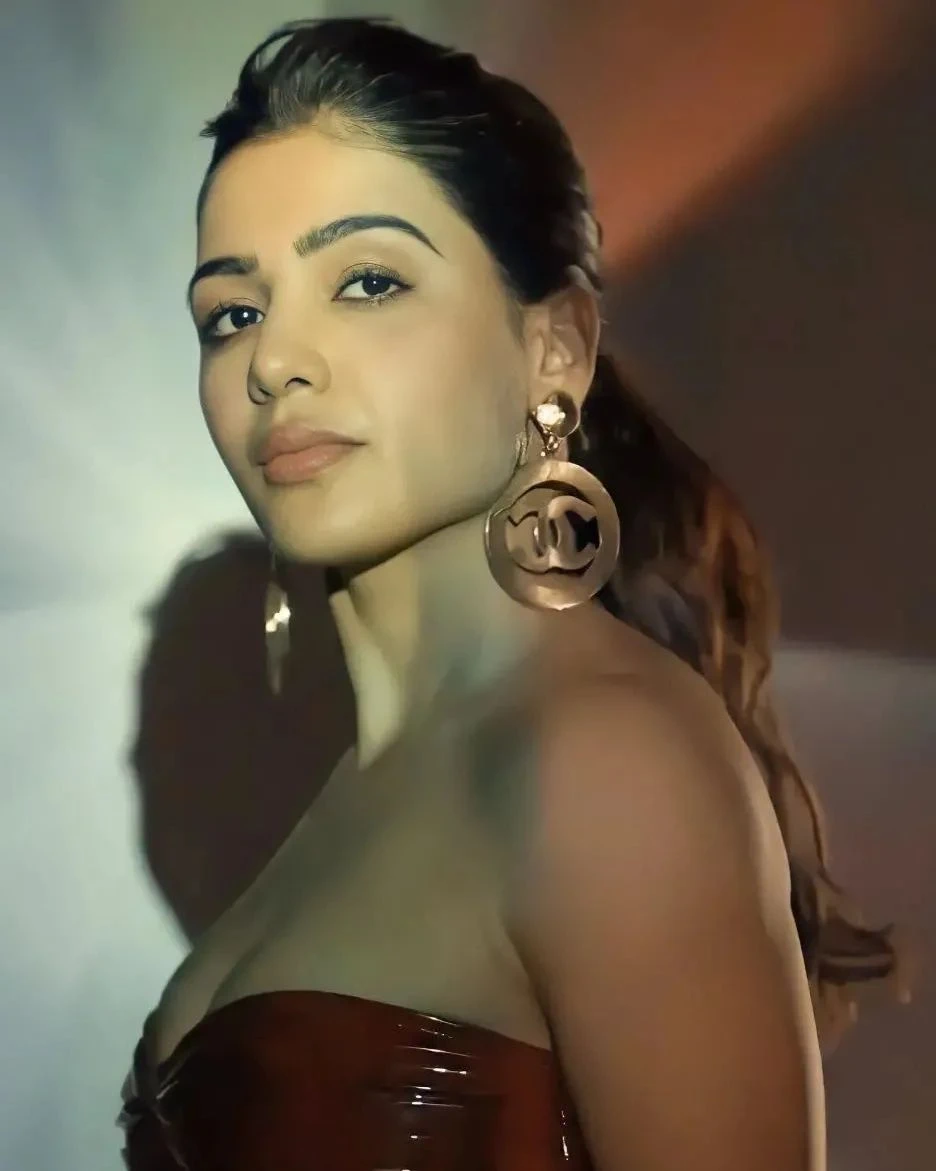 Samantha6