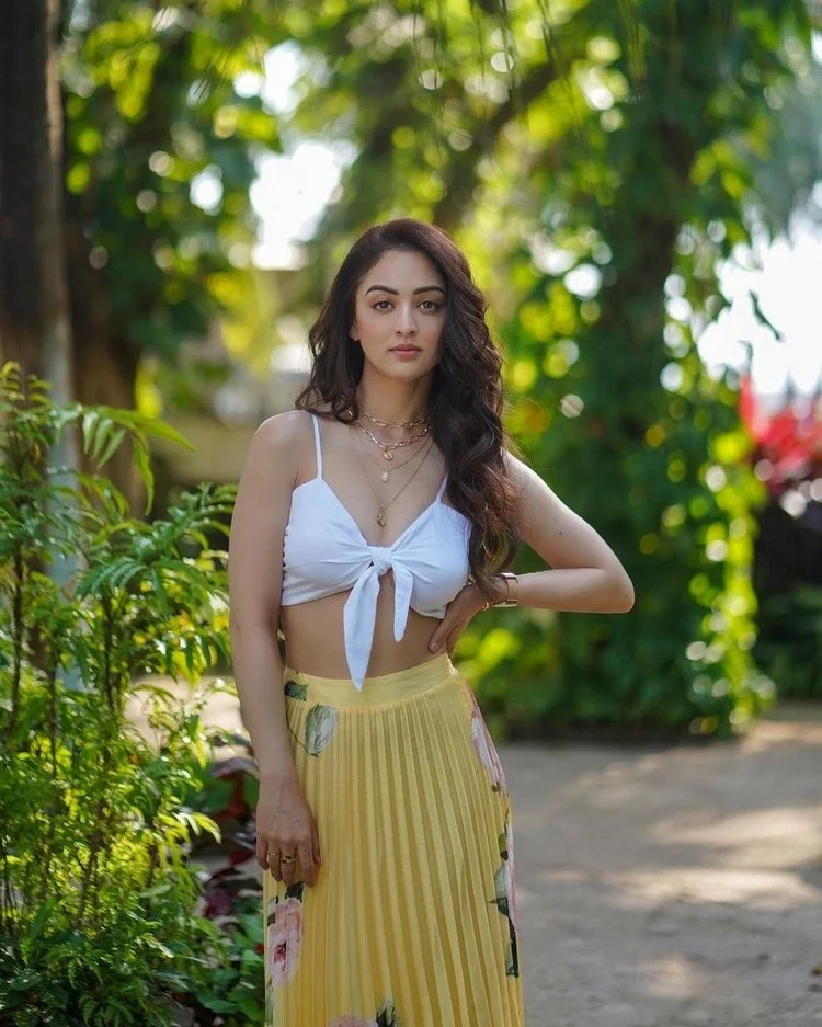 Sandeepa Dhar (11)
