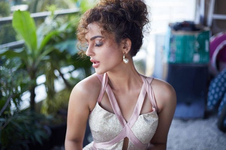 Seerat Kapoor7