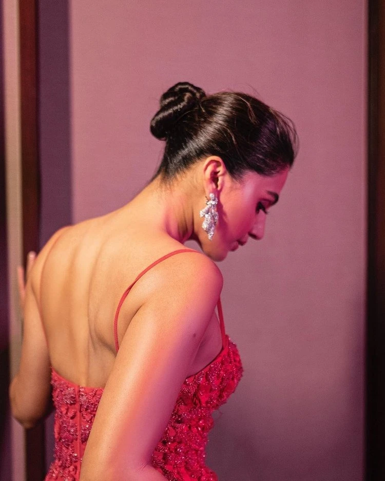 Taapsee Pannu (8)