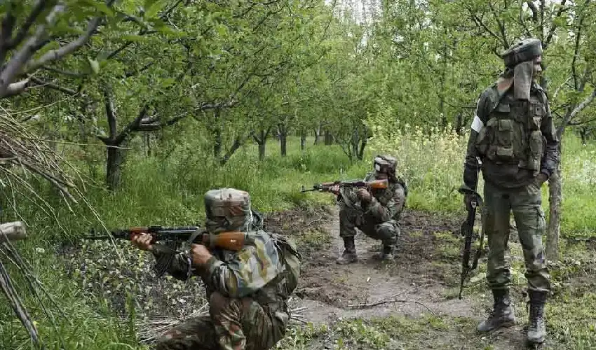 Maoist Encounter: బీజాపూర్ అడవుల్లో ఎదురు కాల్పులు: మావోయిస్టు డిప్యూటీ కమాండర్ మృతి Maoist Encounter: బీజాపూర్ అడవుల్లో ఎదురు కాల్పులు: మావోయిస్టు డిప్యూటీ కమాండర్ మృతి