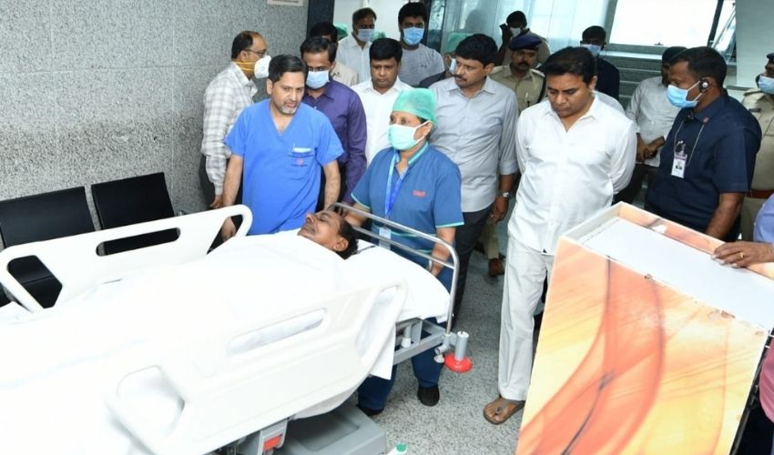 Telangana : సీఎం కేసీఆర్ హెల్త్ అప్ డేట్.. నిలకడగానే ఆరోగ్యం Telangana : సీఎం కేసీఆర్ హెల్త్ అప్ డేట్.. నిలకడగానే ఆరోగ్యం