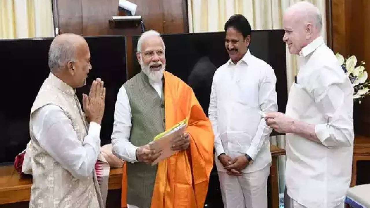 YCP MP’s Meet Modi: ఓబీసీ రిజర్వేషన్ అంశంపై ప్రధాని మోదీతో చర్చించిన వైకాపా ఎంపీలు YCP MP’s Meet Modi: ఓబీసీ రిజర్వేషన్ అంశంపై ప్రధాని మోదీతో చర్చించిన వైకాపా ఎంపీలు